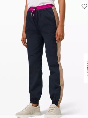 LULULEMON Evergreen Track Pants Water Repellent Women’s Size 4 BRAND NEW